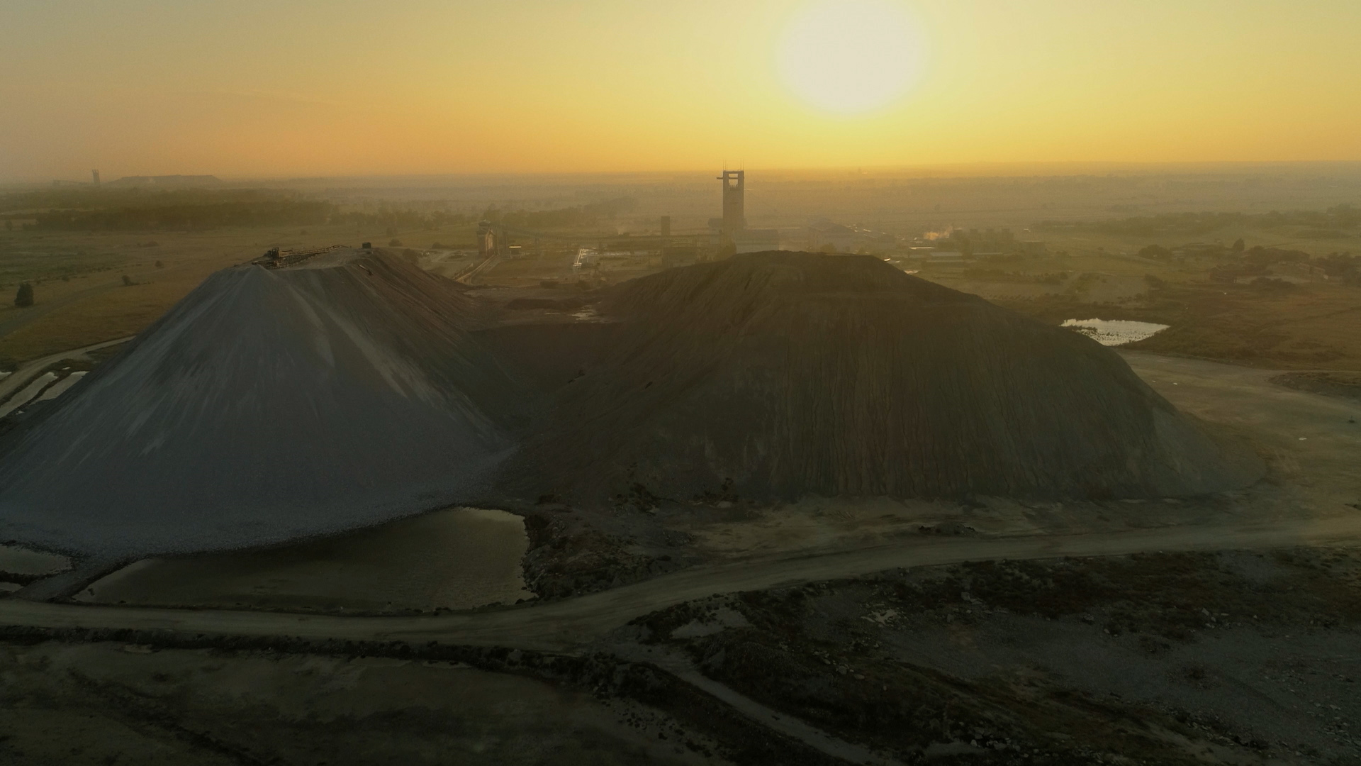<p>Massimong gold mine</p>